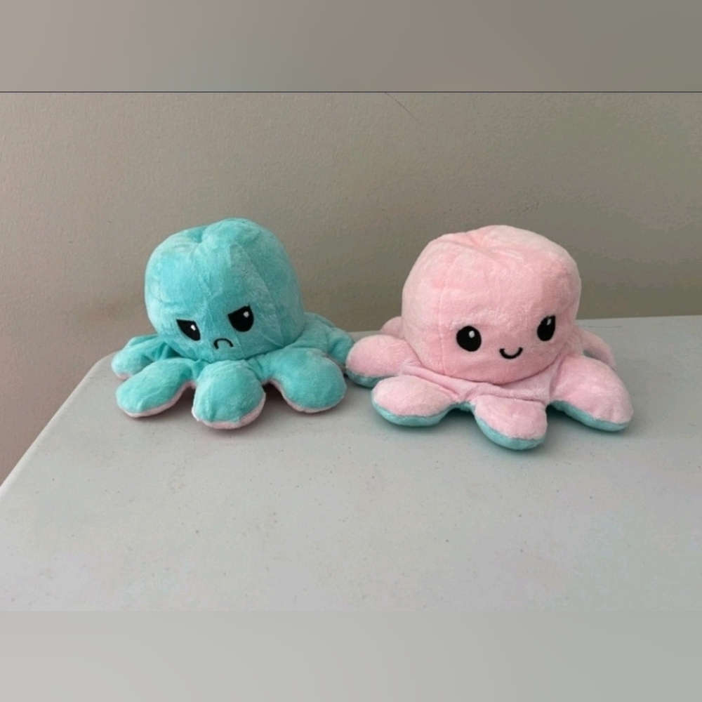 Reversible Octopus (Blue/Pink)